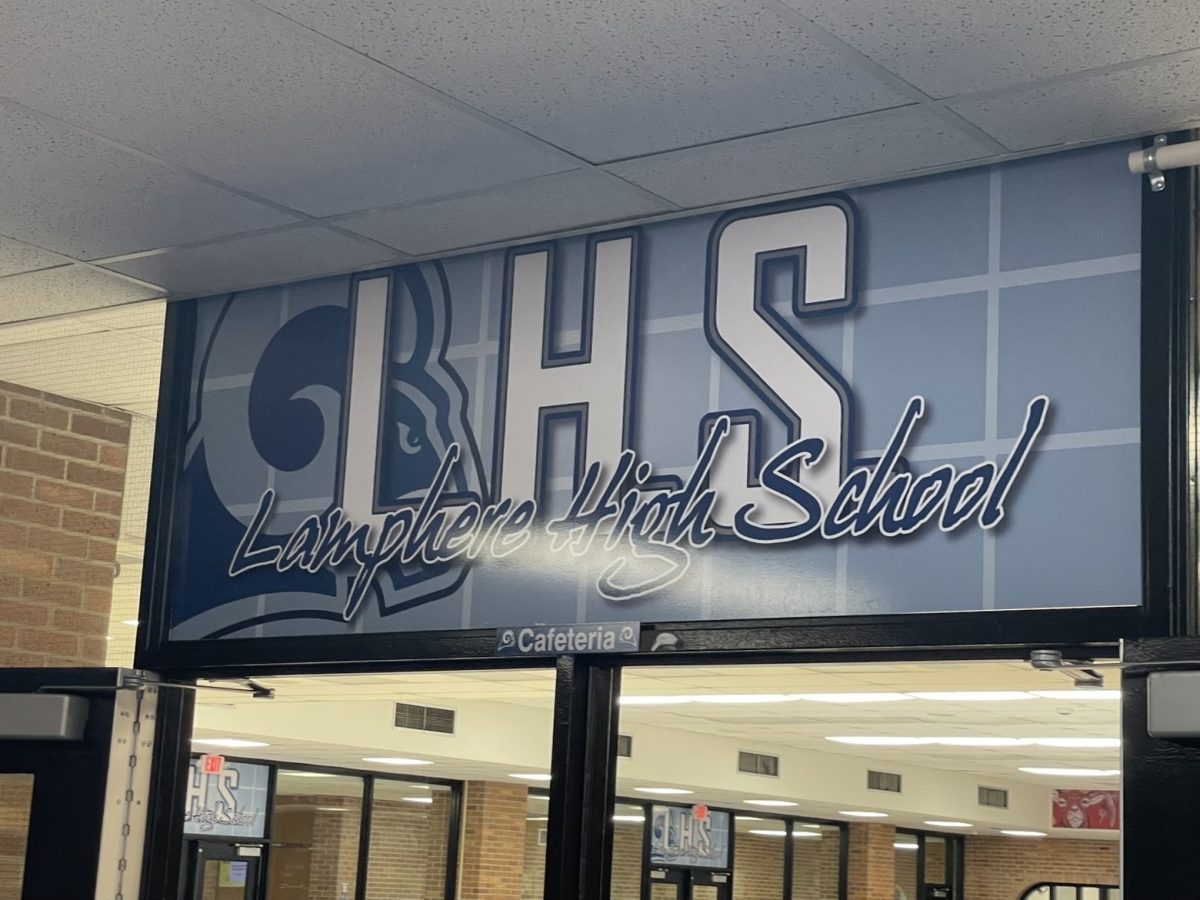 LHS lunchroom entrance. 
