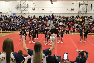 Freshman cheer 