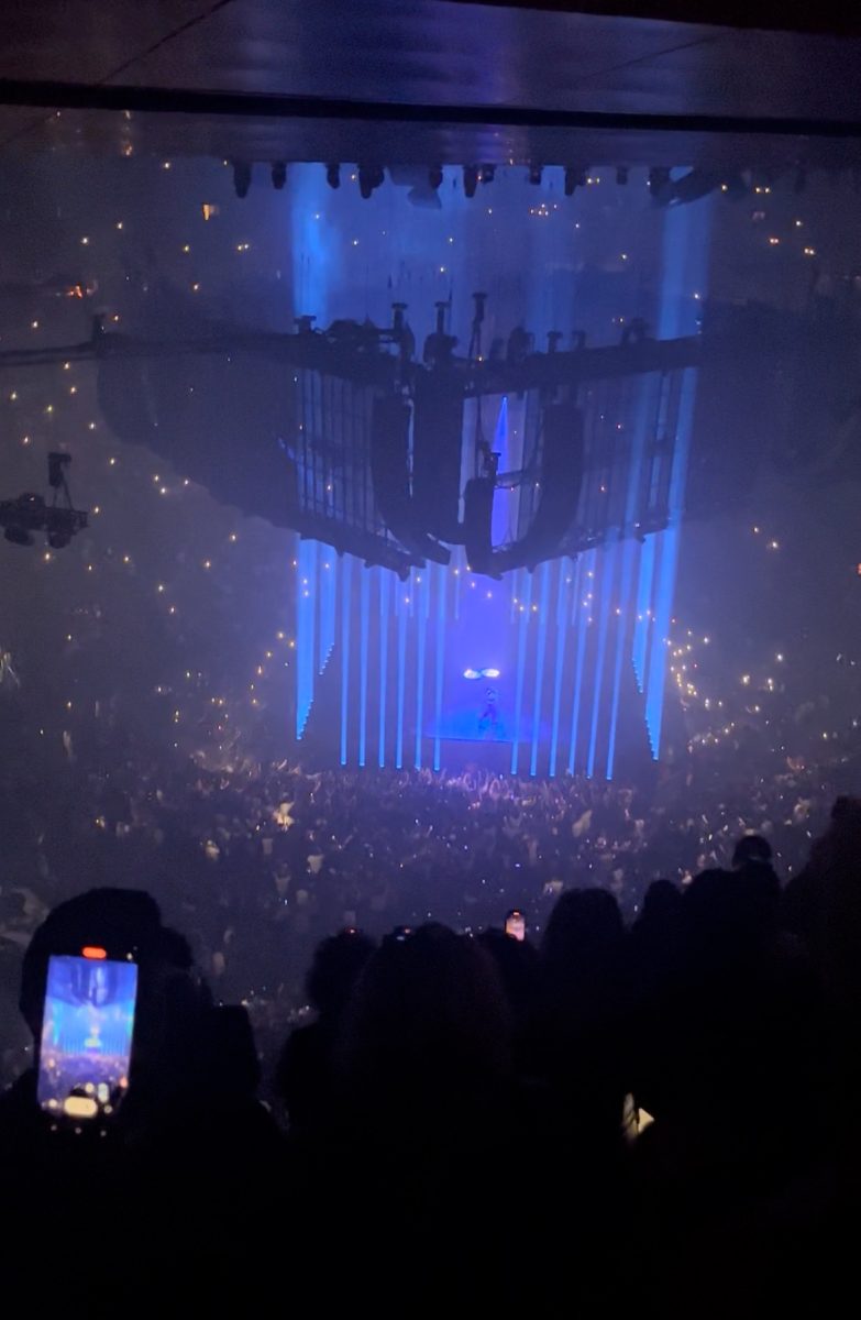 Picture from the "It's All a Blur" tour.