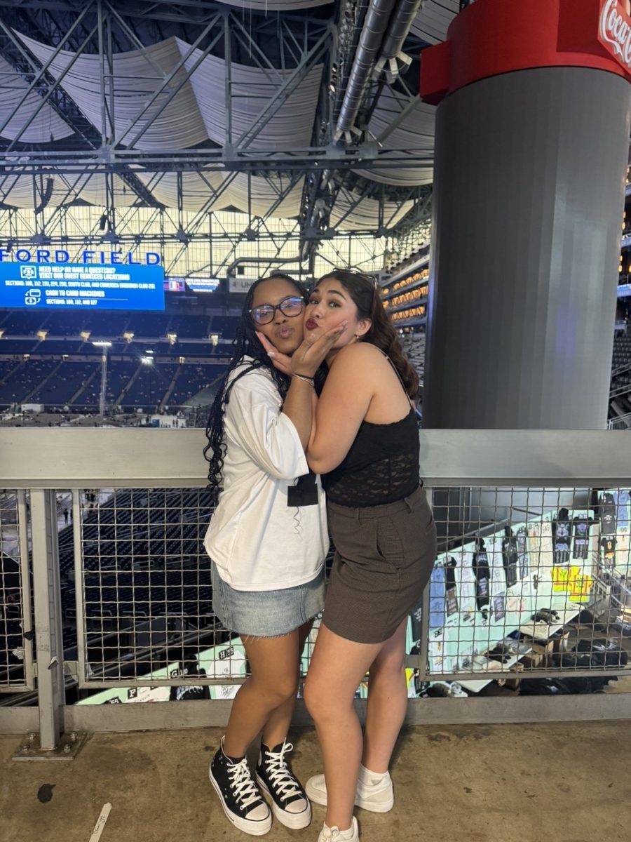 Amari Beverly and Leticia Moreno at the GNX tour together